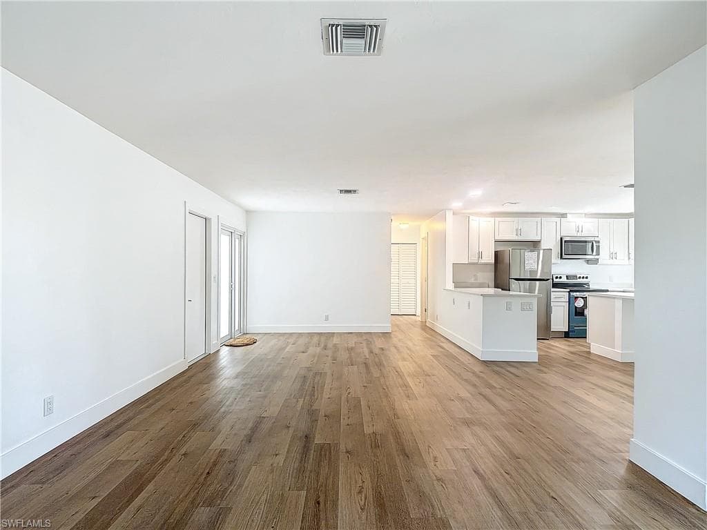 375 CARNABY CT # 54, NAPLES FL 34112-17