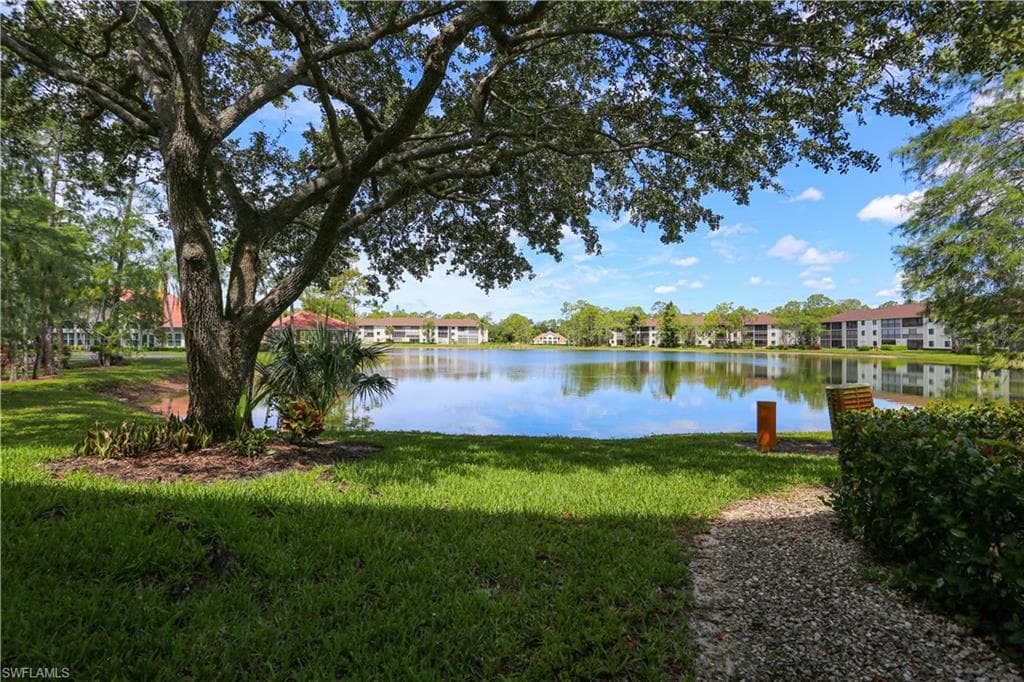5754 Deauville CIR # E104, NAPLES FL 34112-47