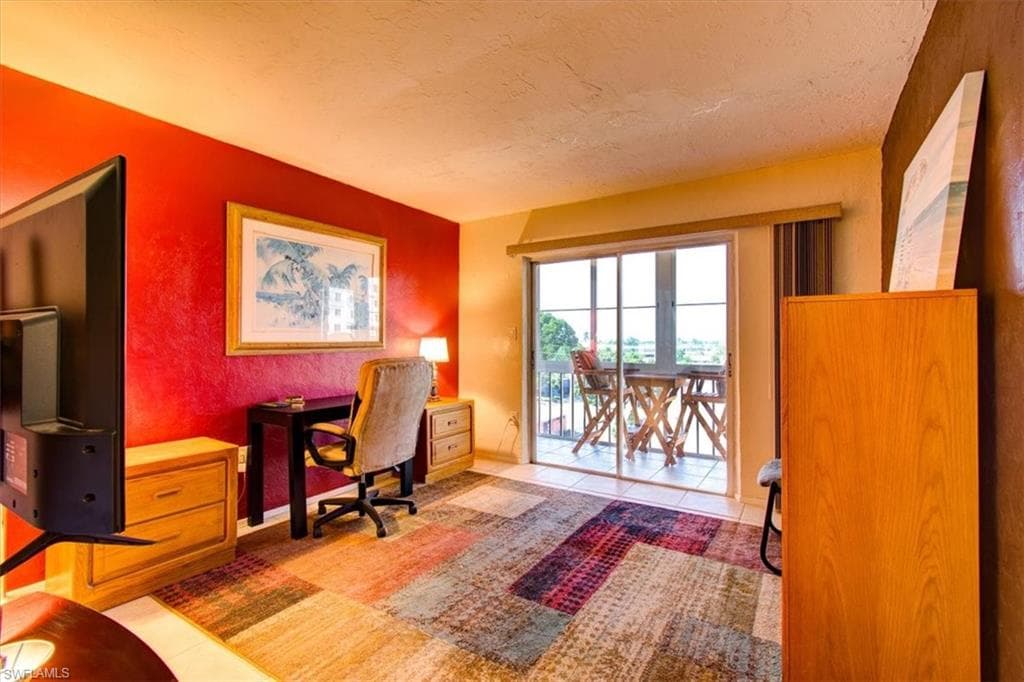 4906 Victoria DR # 413, CAPE CORAL FL 33904-9