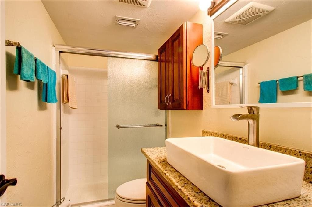 4906 Victoria DR # 413, CAPE CORAL FL 33904-13