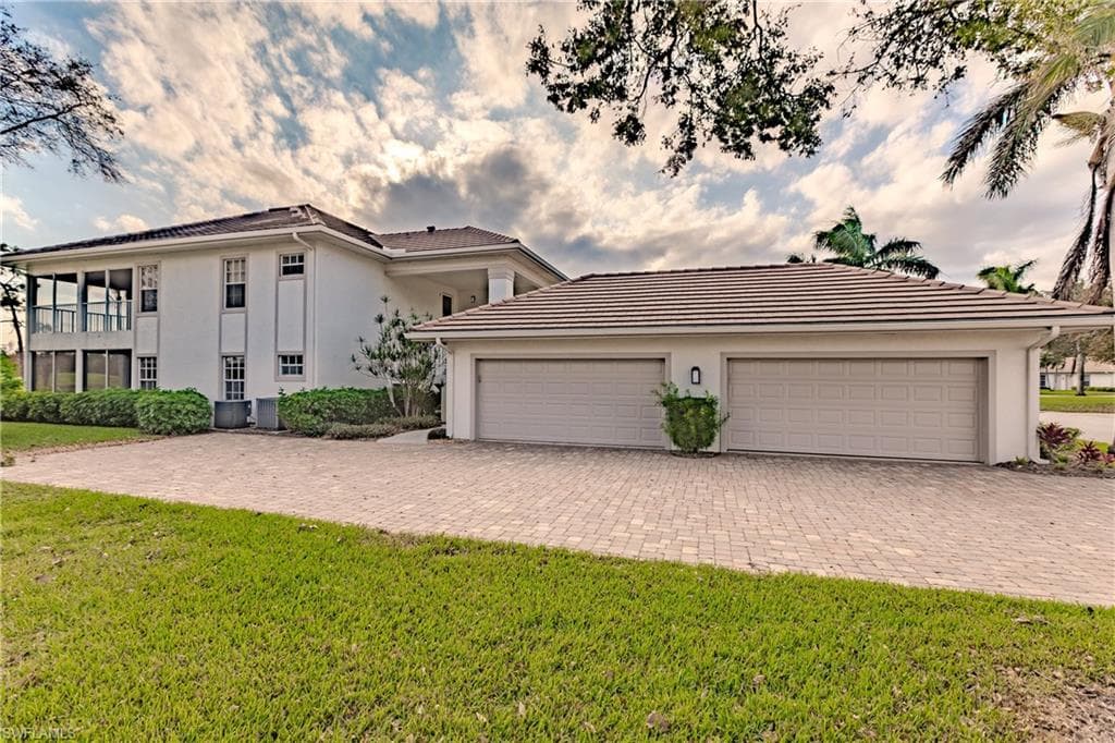 8251 Grand Palm DR # 1, ESTERO FL 33967-30