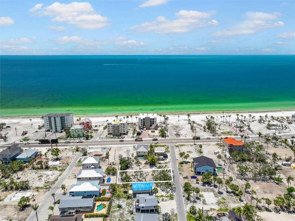 116 Bayview AVE, FORT MYERS BEACH FL 33931-2