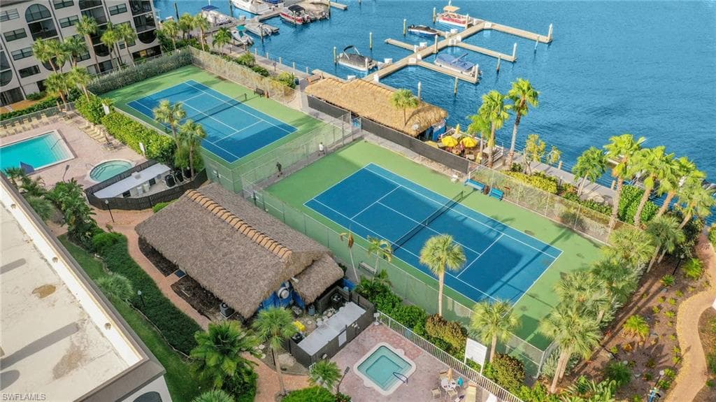 1007 Anglers CV # J204, MARCO ISLAND FL 34145-18