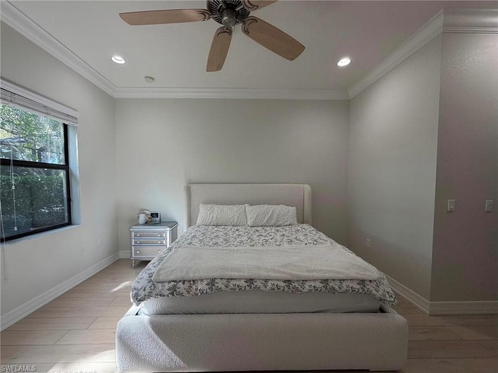 3195 Pacific DR, NAPLES FL 34119-10