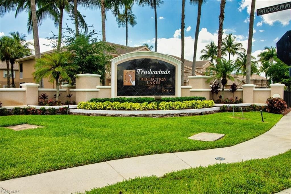 7831 Reflecting Pond CT # 1821, FORT MYERS FL 33907-25