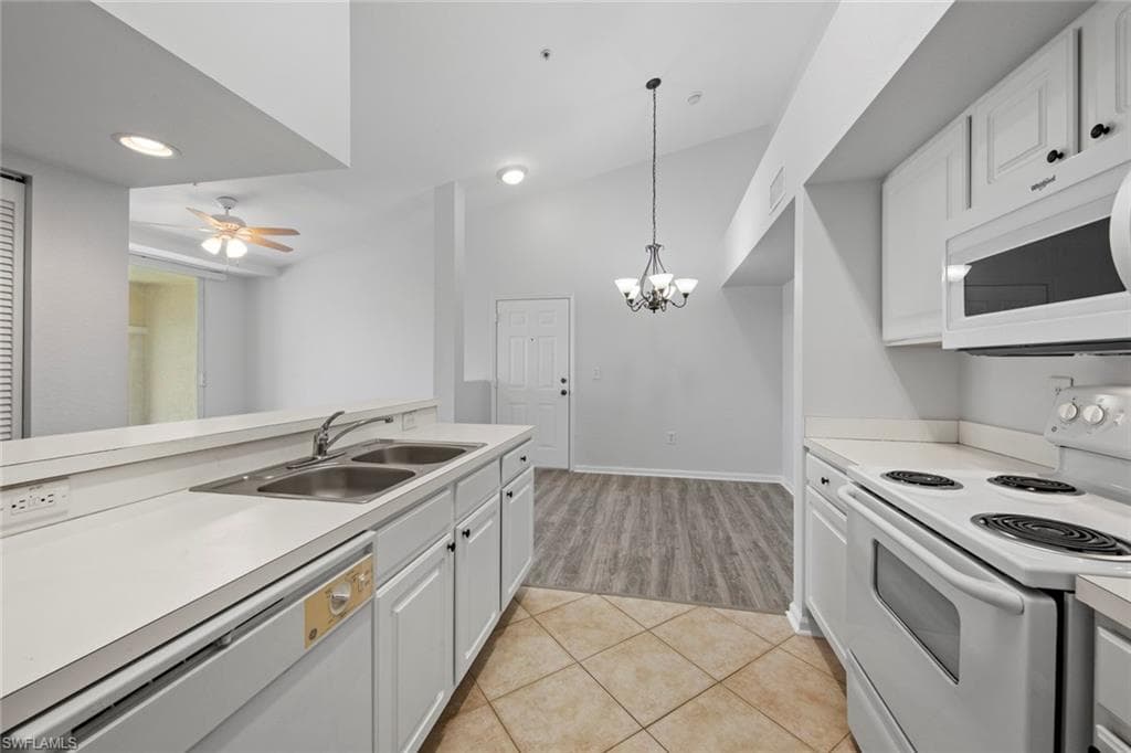 4105 Residence DR # 718, FORT MYERS FL 33901-6