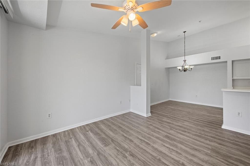 4105 Residence DR # 718, FORT MYERS FL 33901-9