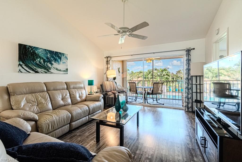 1850 W Crown Pointe BLVD # 202, NAPLES FL 34112-3