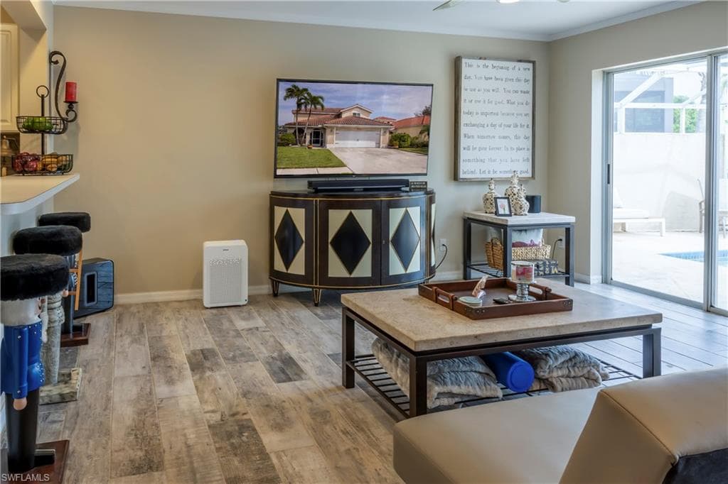 212 Sabal Lake DR, NAPLES FL 34104-4