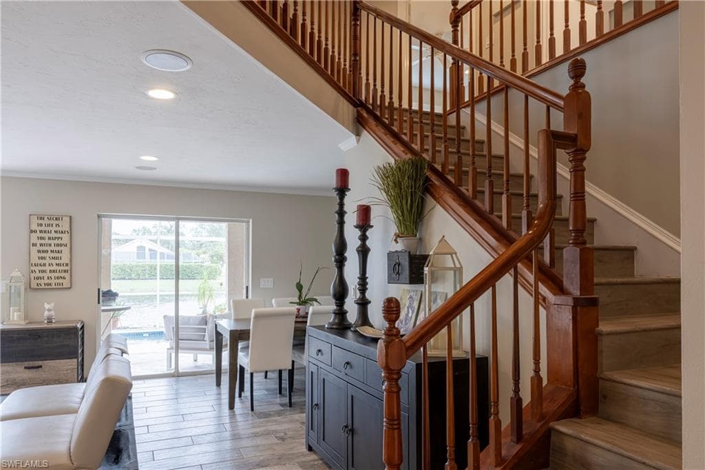 212 Sabal Lake DR, NAPLES FL 34104-3