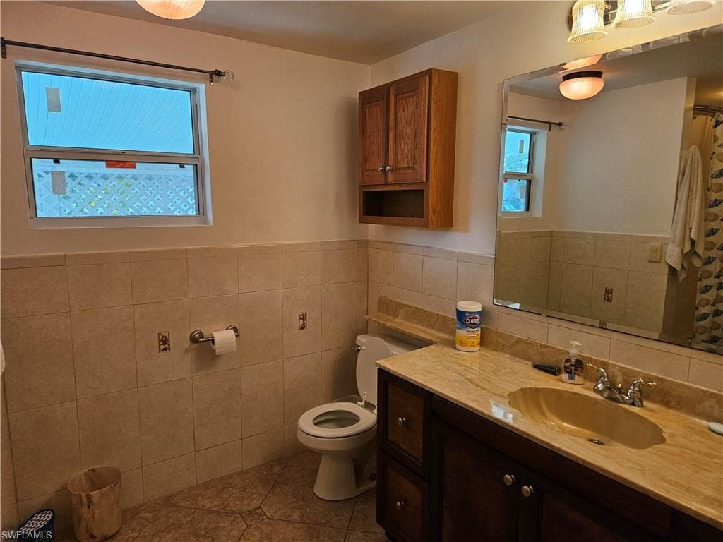 859 Manatee RD, NAPLES FL 34114-5