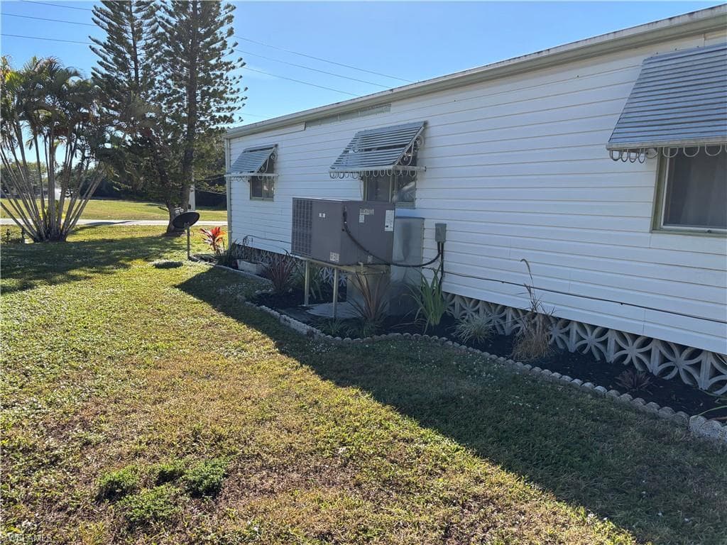 859 Manatee RD, NAPLES FL 34114-35