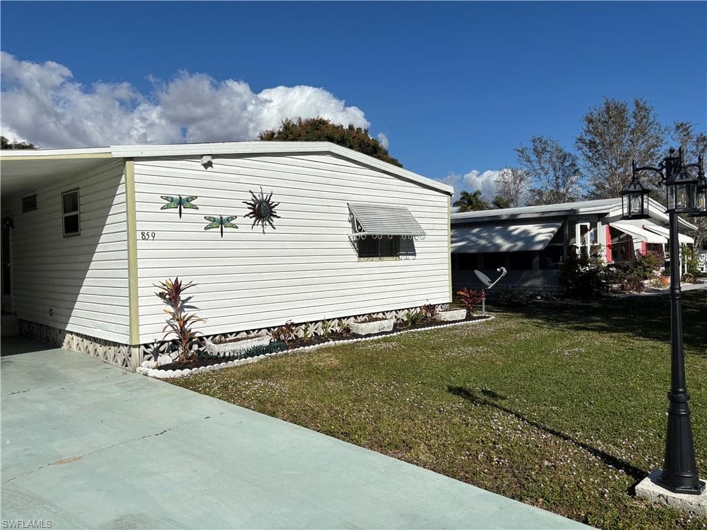 859 Manatee RD, NAPLES FL 34114-4