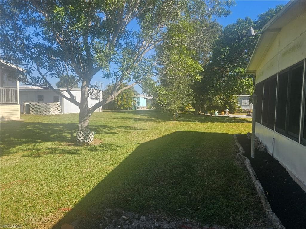 859 Manatee RD, NAPLES FL 34114-32