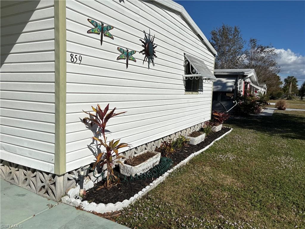 859 Manatee RD, NAPLES FL 34114-28