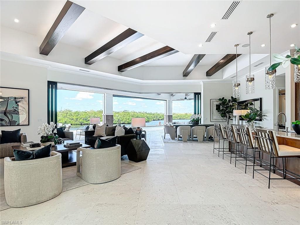14201 Bay DR, FORT MYERS FL 33919-7