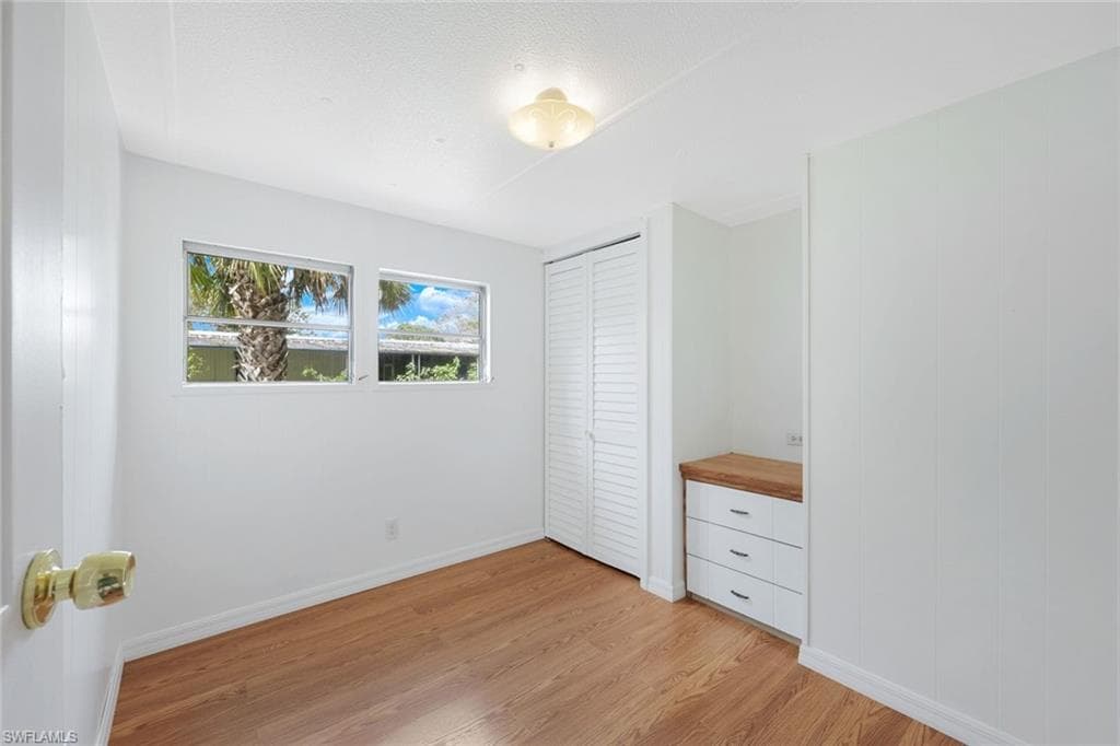 171 Grassy Key LN # 48, NAPLES FL 34114-8