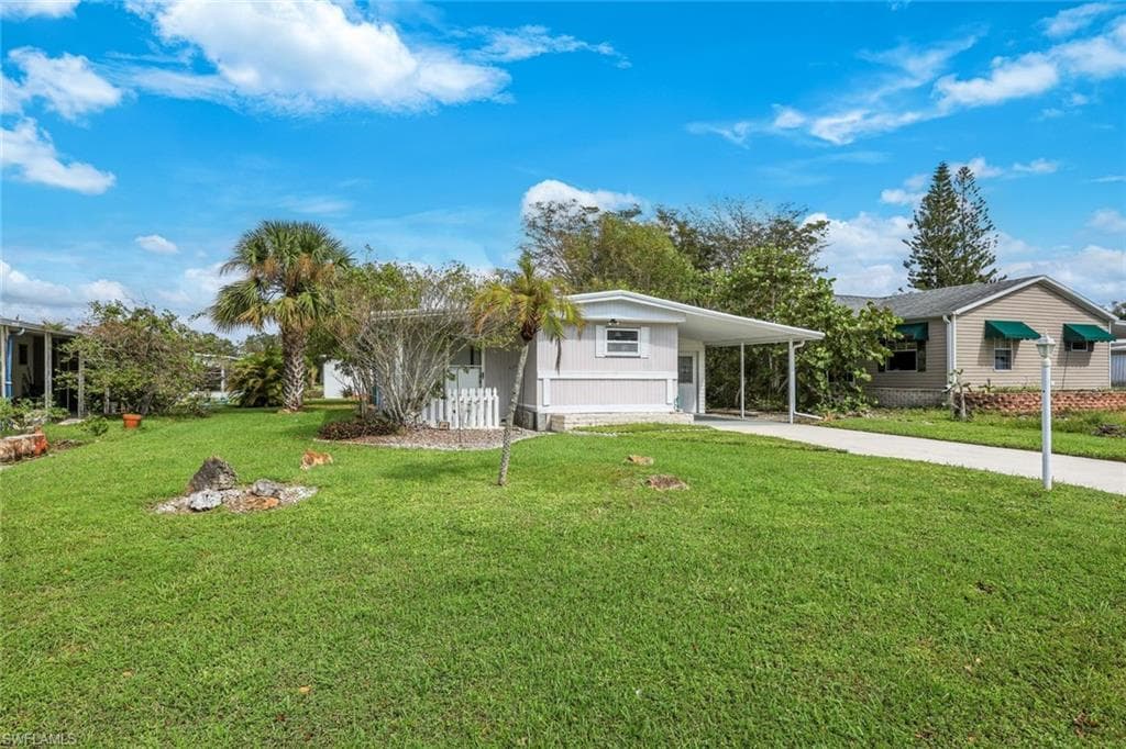 171 Grassy Key LN # 48, NAPLES FL 34114-18