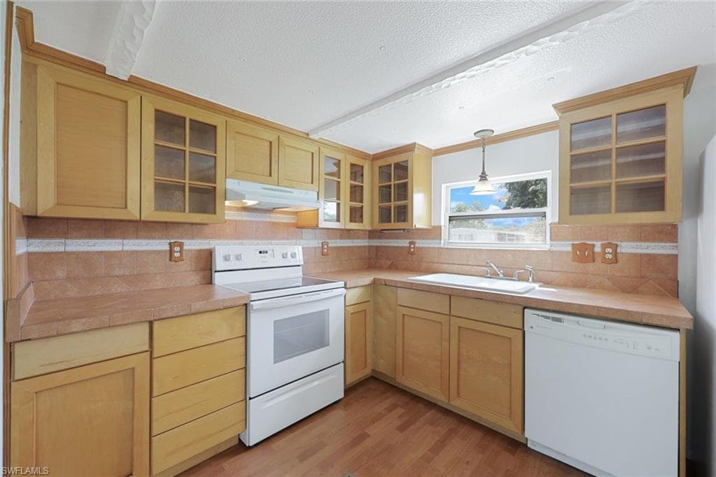 171 Grassy Key LN # 48, NAPLES FL 34114-7