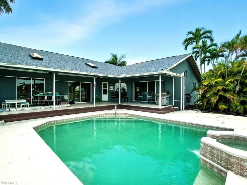 11802 Royal Tee CT, CAPE CORAL FL 33991-42