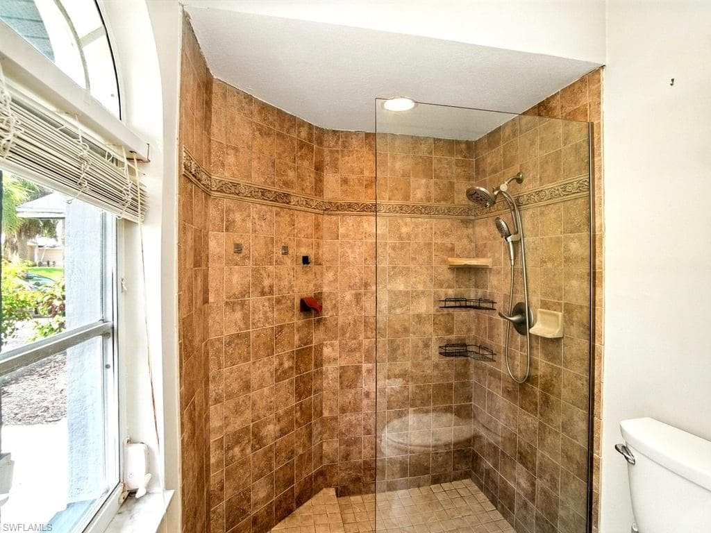 11802 Royal Tee CT, CAPE CORAL FL 33991-29