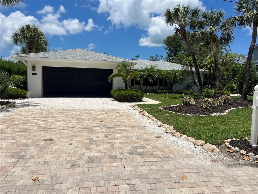 734 Anchor DR, SANIBEL FL 33957-28