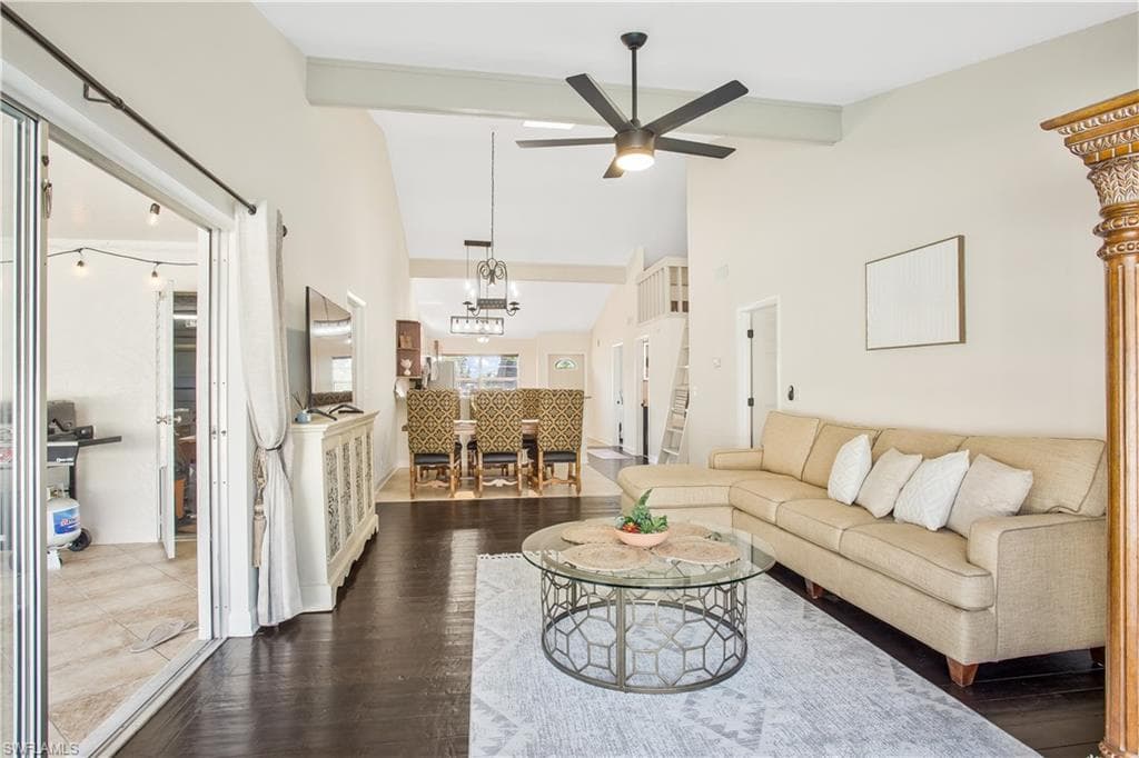 1039 Cardinal ST, NAPLES FL 34104-5