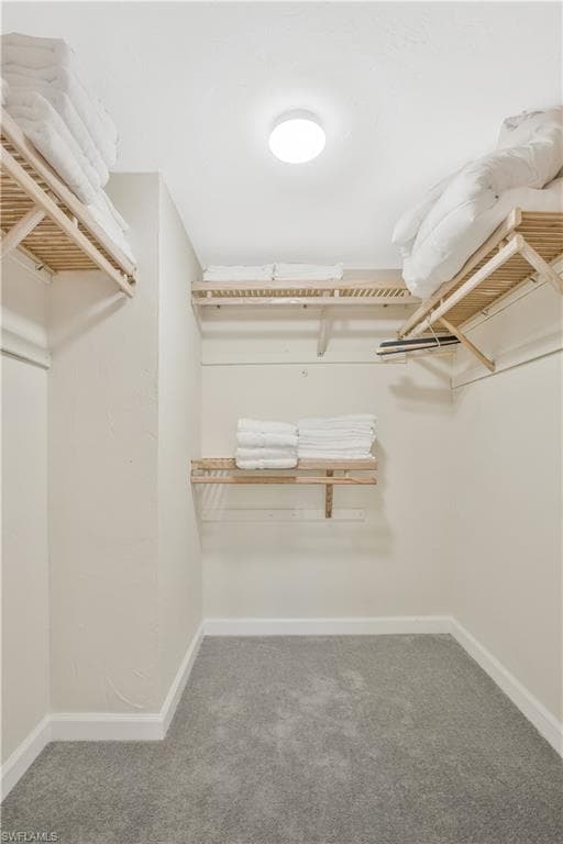 1039 Cardinal ST, NAPLES FL 34104-18