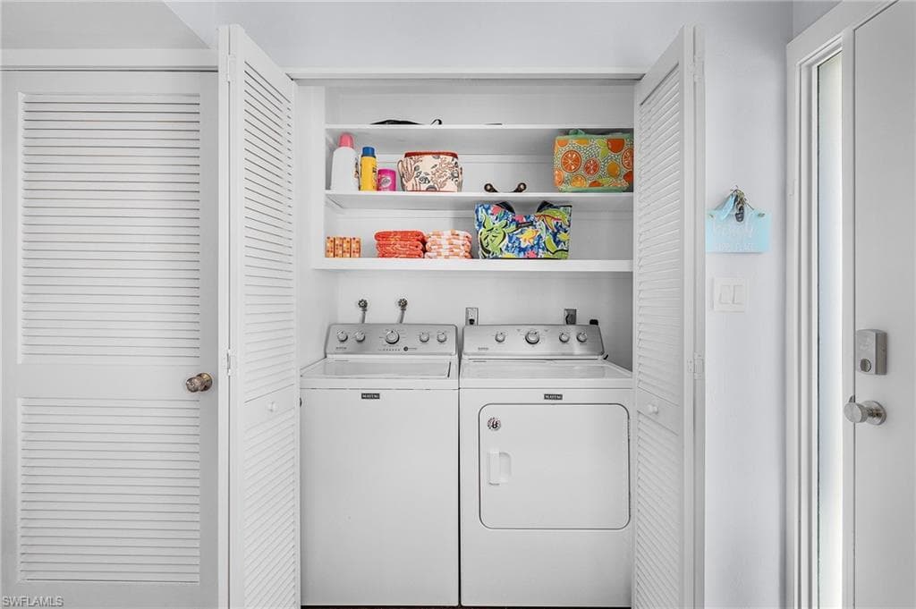 979 E Gulf DR # 264, SANIBEL FL 33957-17