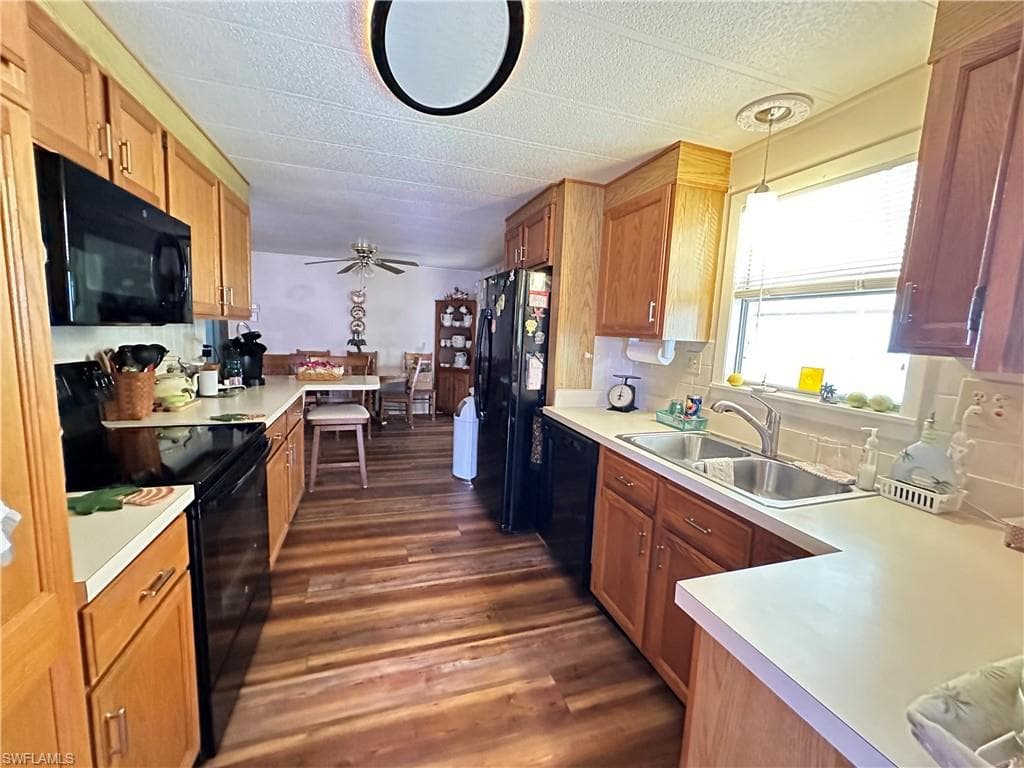 209 Harvest LN, NORTH FORT MYERS FL 33917-5