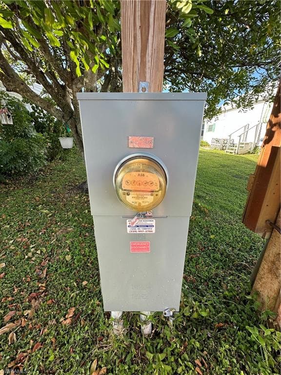 209 Harvest LN, NORTH FORT MYERS FL 33917-19