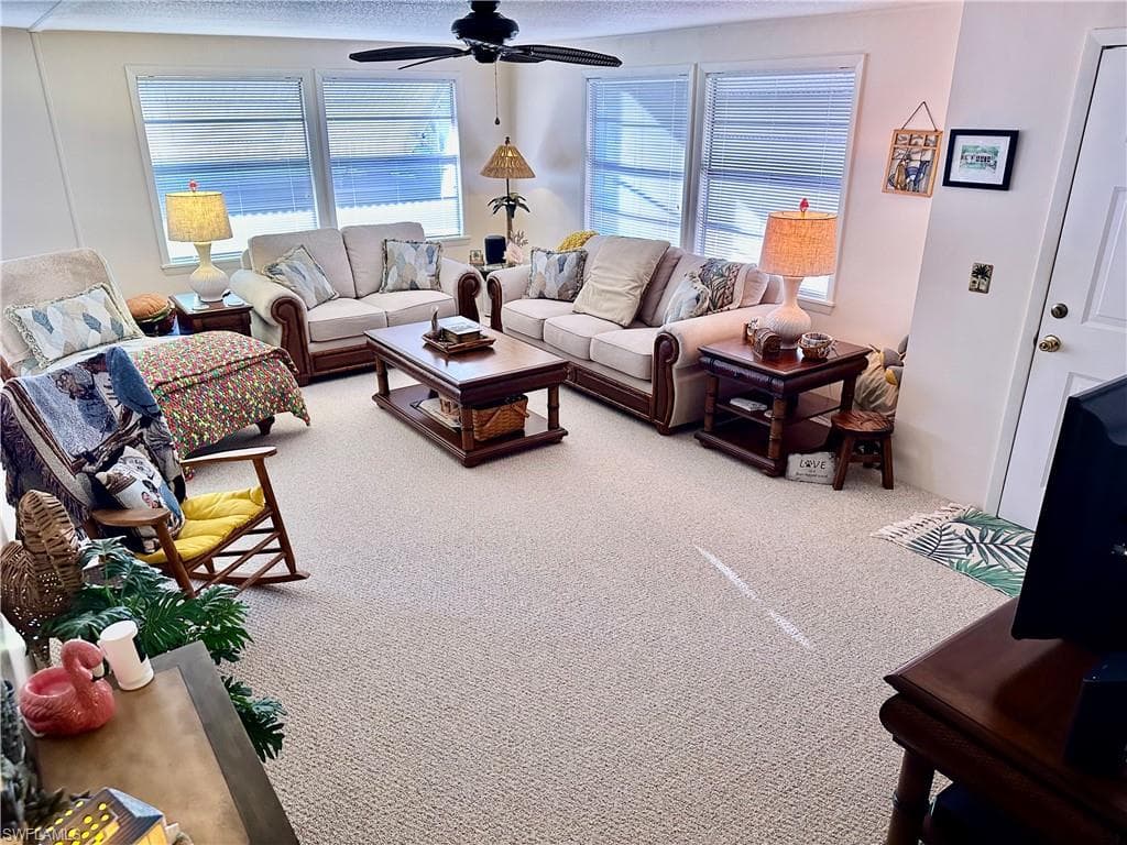 209 Harvest LN, NORTH FORT MYERS FL 33917-8