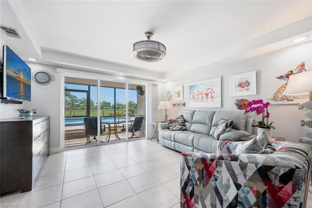 190 Pebble Beach BLVD # 103, NAPLES FL 34113-2