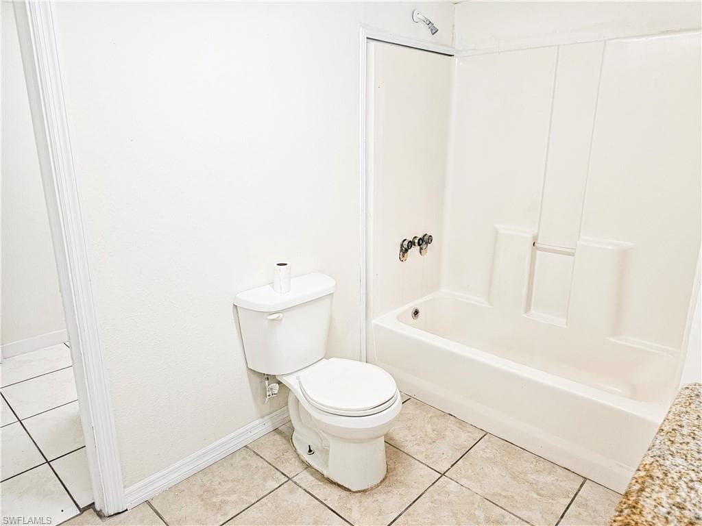 571 E Lincoln AVE, LABELLE FL 33935-26