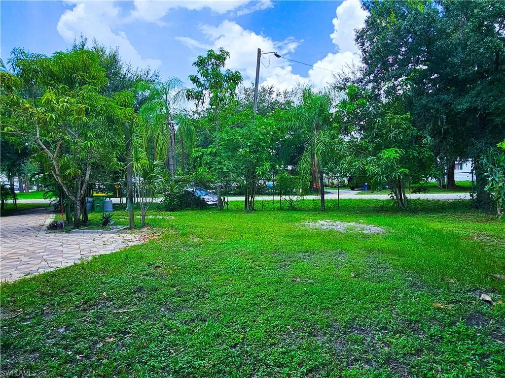 571 E Lincoln AVE, LABELLE FL 33935-11