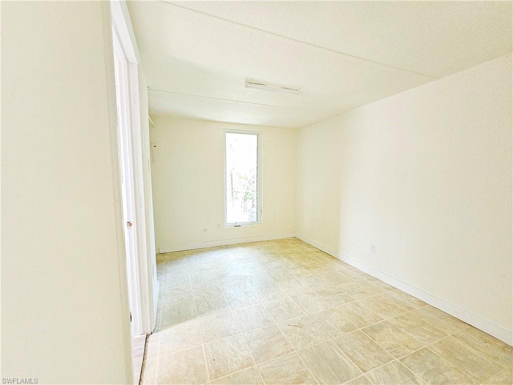 571 E Lincoln AVE, LABELLE FL 33935-34