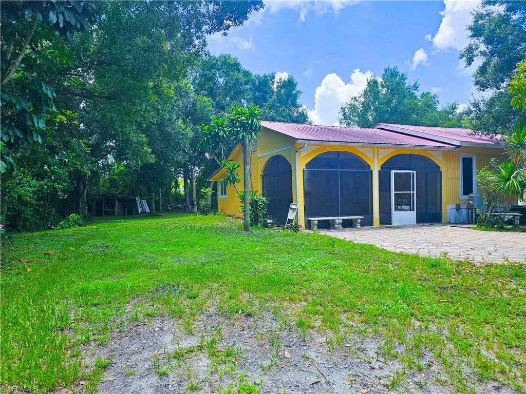 571 E Lincoln AVE, LABELLE FL 33935-3