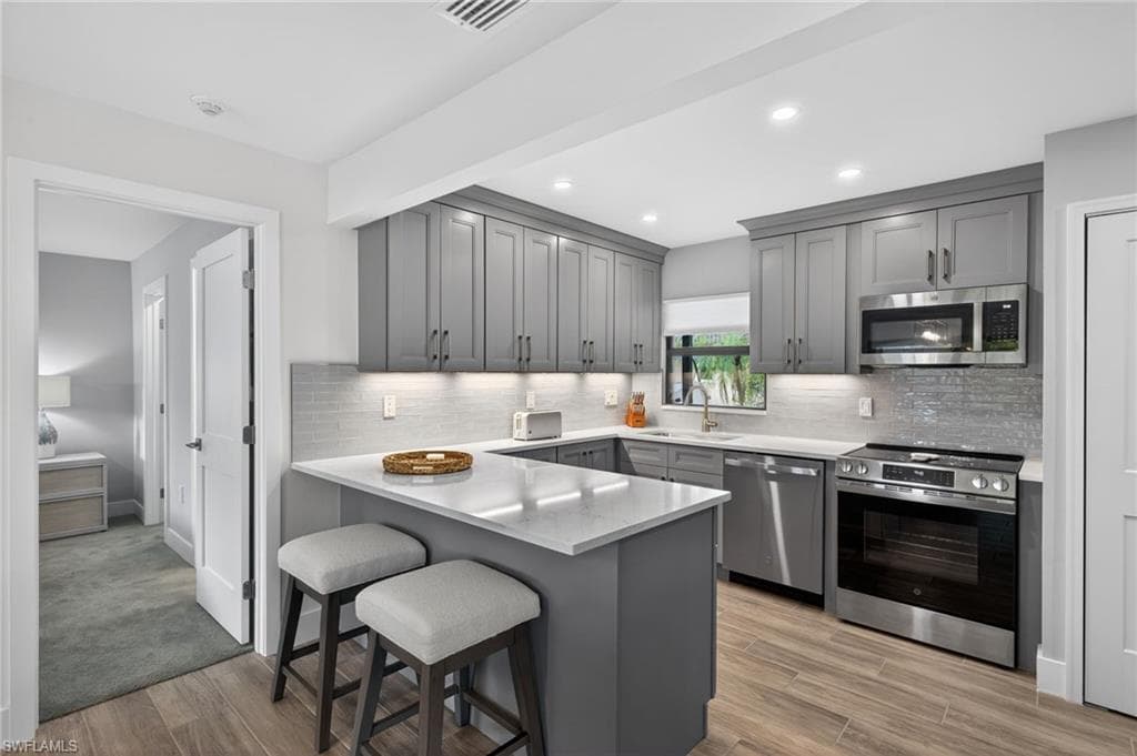 5117 Sea Bell RD F111-6