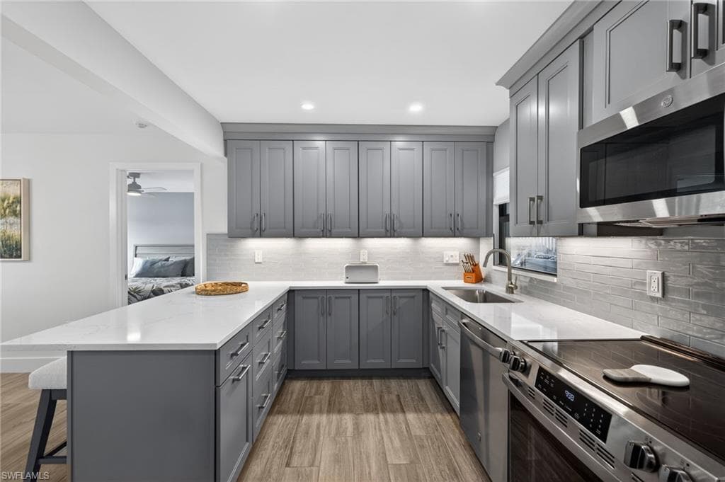 5117 Sea Bell RD F111-7