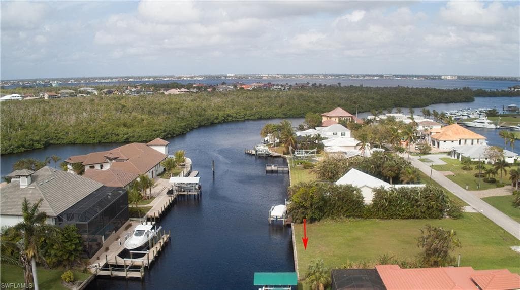 126 Montrose DR, FORT MYERS FL 33919-17