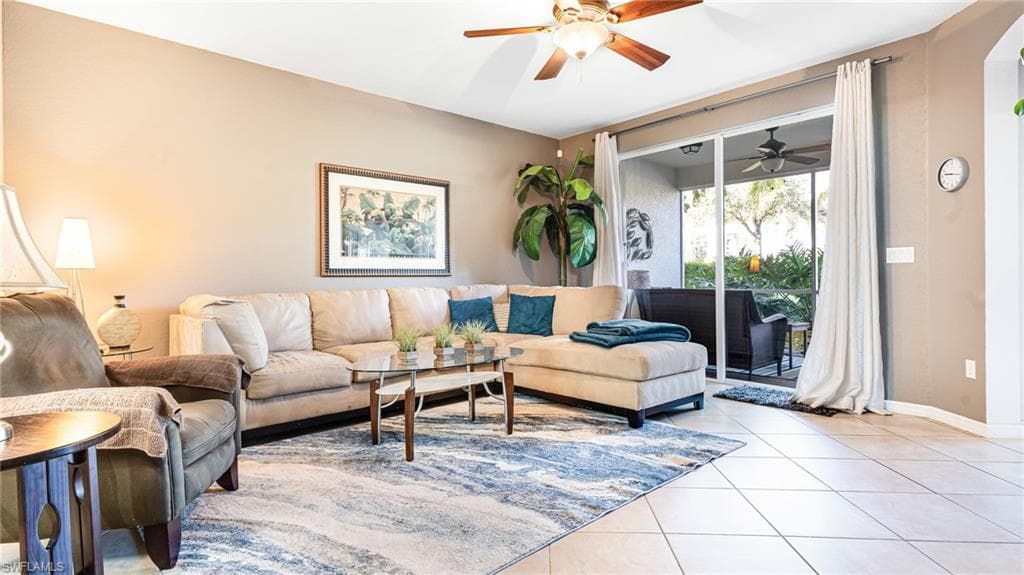 14801 Reflection Key CIR # 212, FORT MYERS FL 33907-13