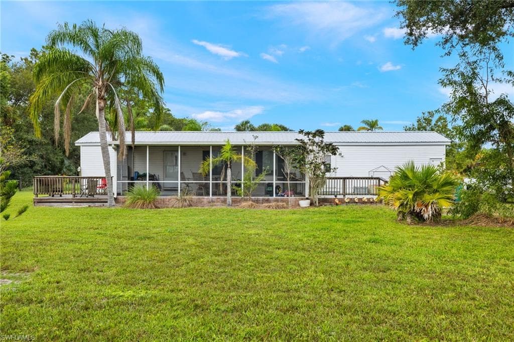 19651 State Road 31, NORTH FORT MYERS FL 33917-1