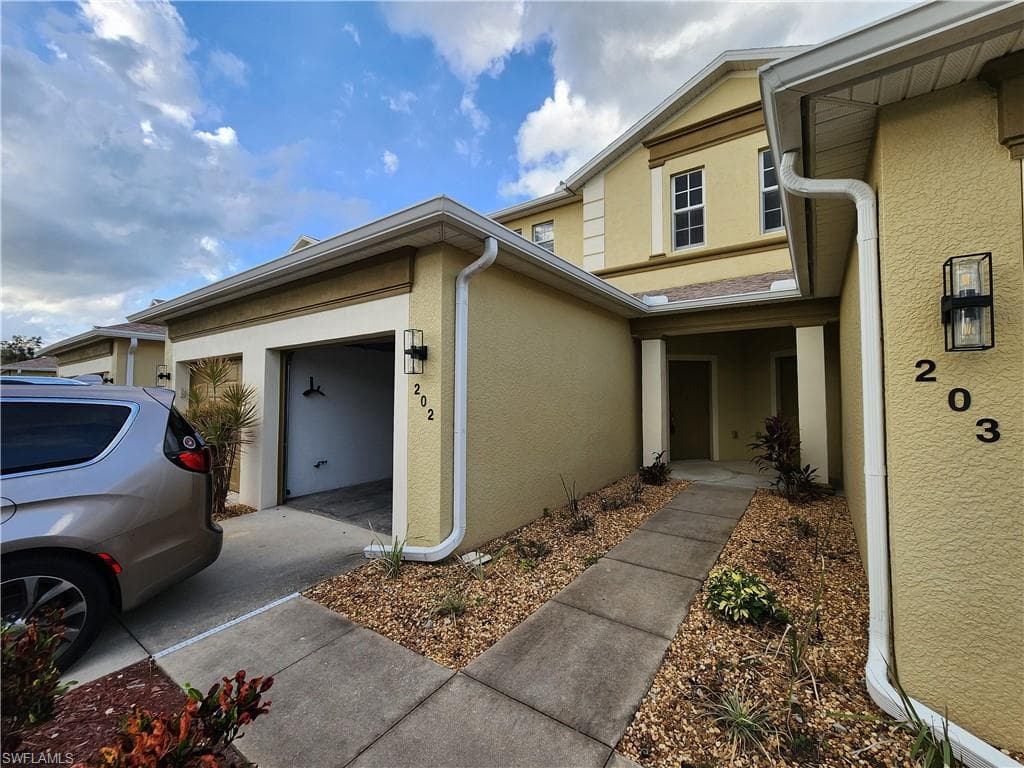 14752 Calusa Palms DR # 202, FORT MYERS FL 33919-2