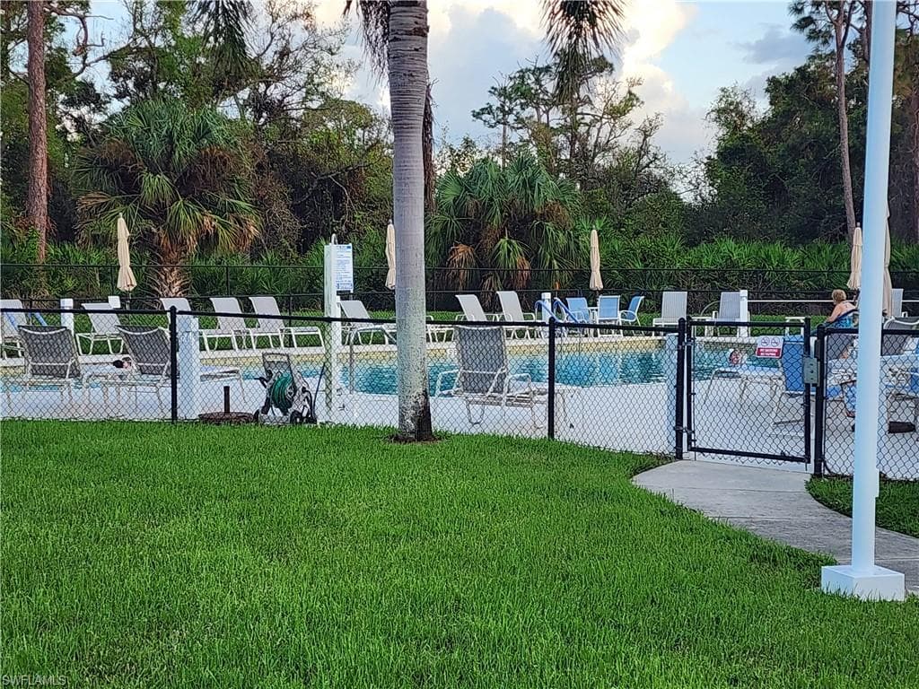 14752 Calusa Palms DR # 202, FORT MYERS FL 33919-40