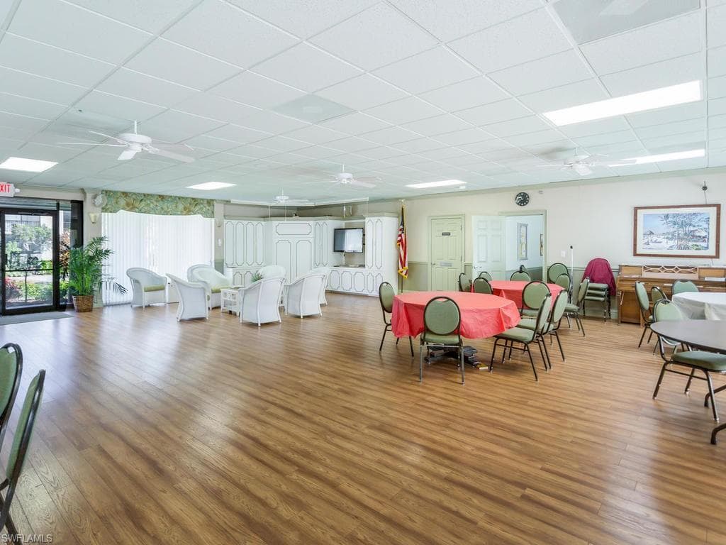 4351 27th CT SW # 203, NAPLES FL 34116-28