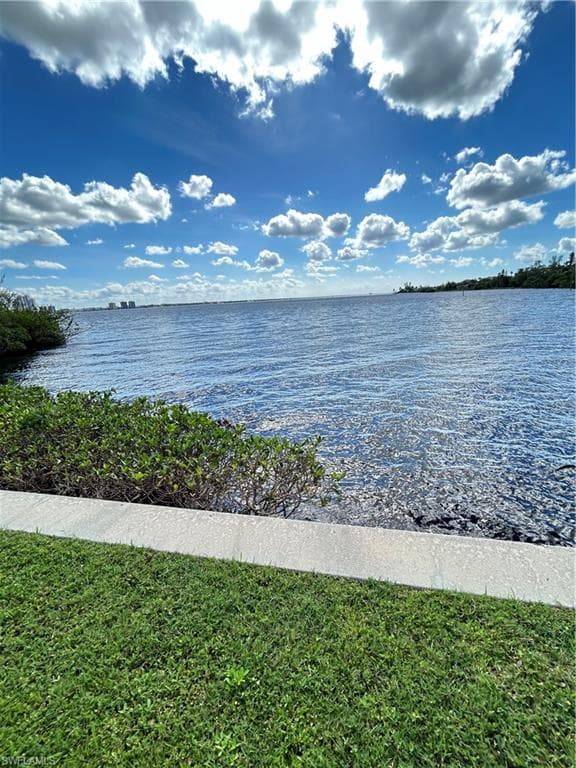 4510 N Key DR 105-28