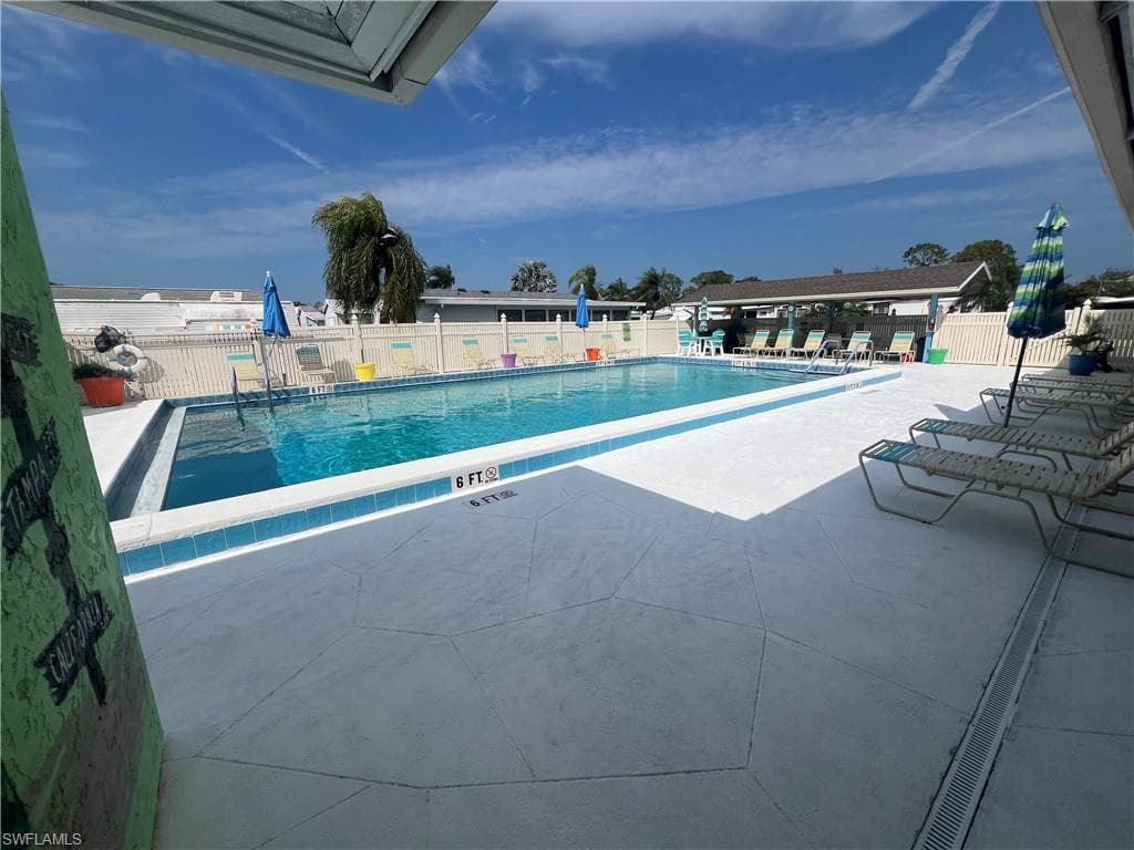 3241 Ott LN, BONITA SPRINGS FL 34134-12