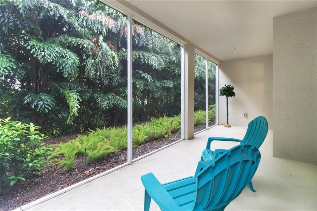 6953 Avalon CIR # 1801, NAPLES FL 34112-22