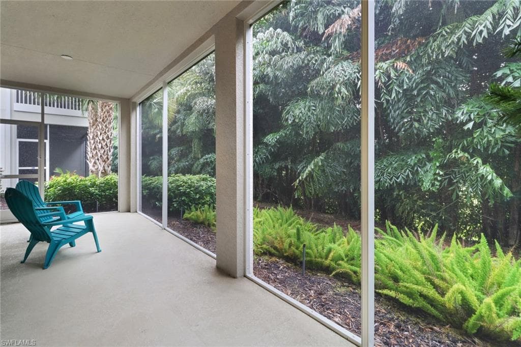 6953 Avalon CIR # 1801, NAPLES FL 34112-23