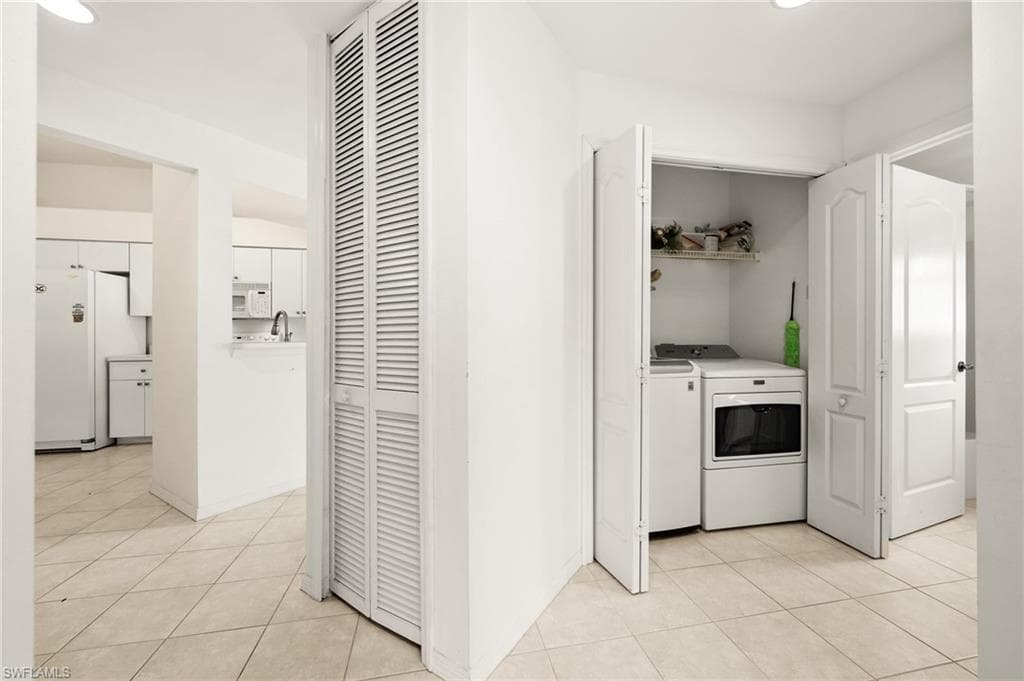 1346 Mainsail DR # 1321, NAPLES FL 34114-14